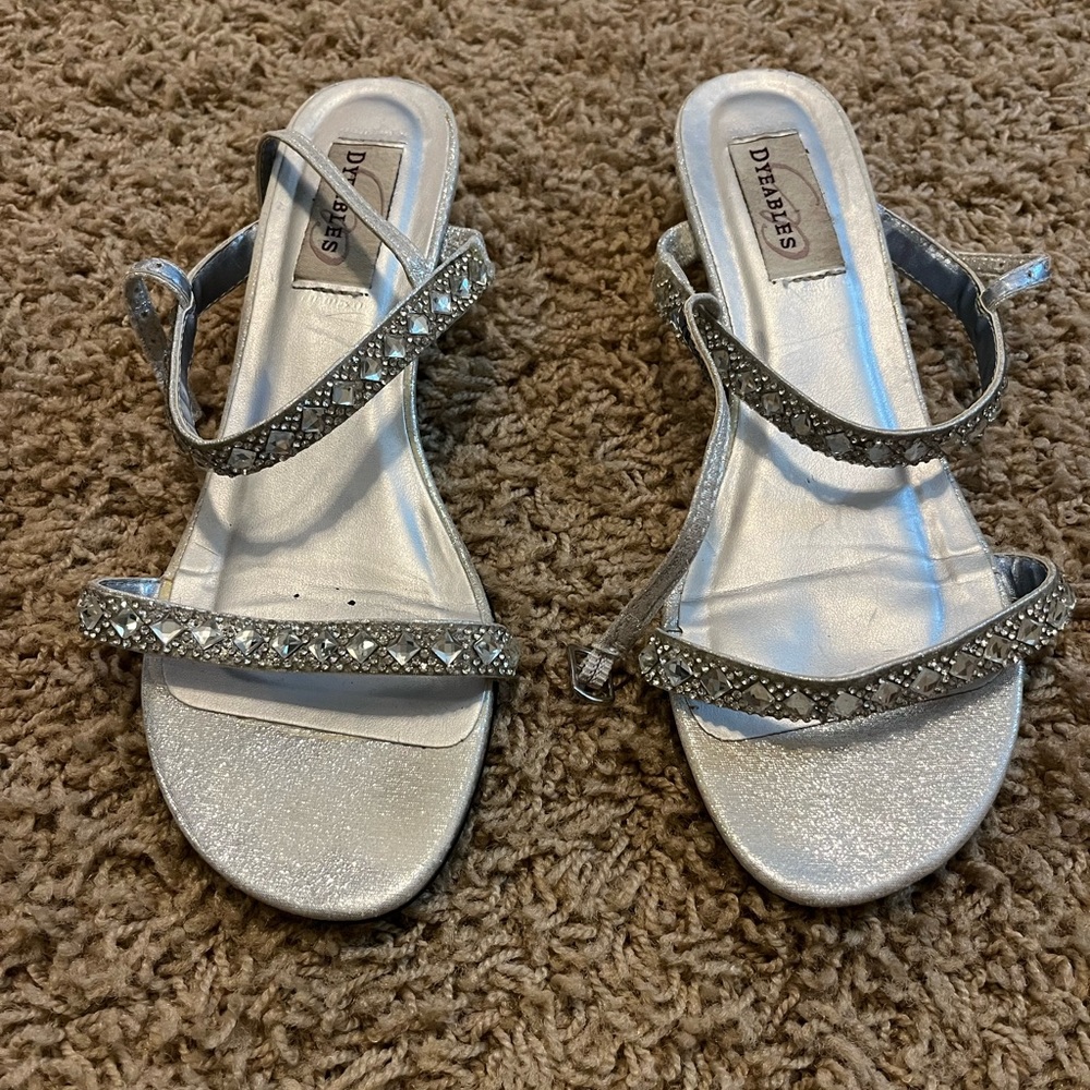 Dyables silver rhinestoned sandal